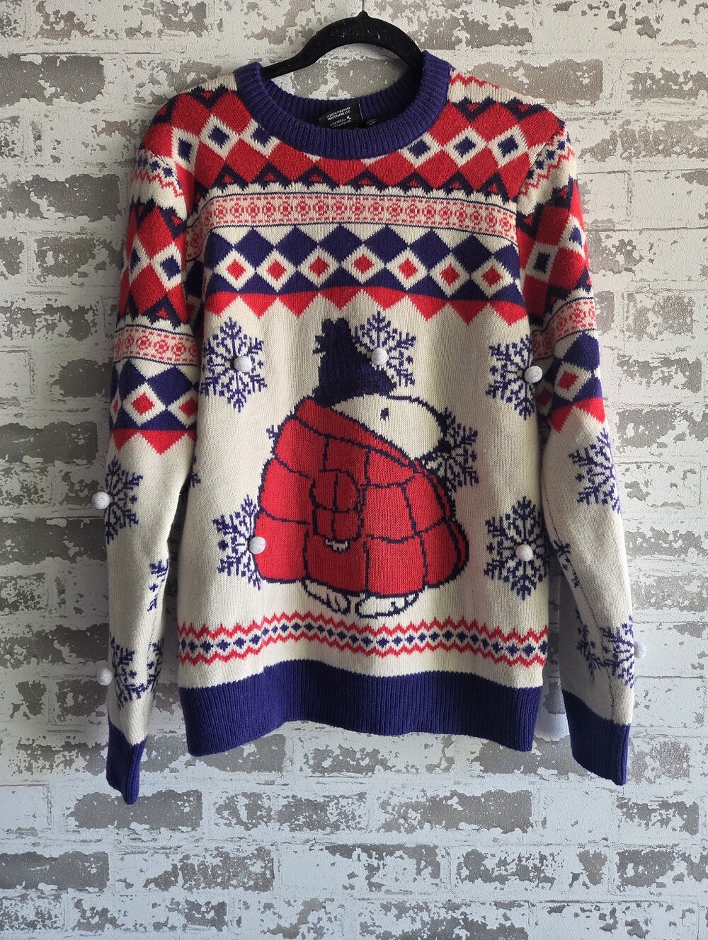 ​Peanuts Snoopy Puffer Jacket Ugly Christmas Sweater Pom Poms Snowflake Size M